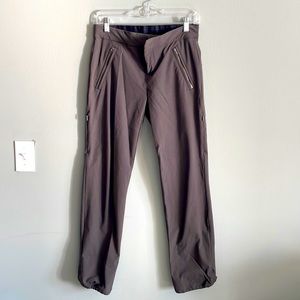 Athleta hike pant with drawcord at ankle. 2P. EUC. Color: dark grey. Pockets!